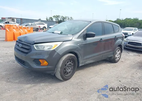 2017 Ford Escape S z USA, uszkodzony, nr VIN 1FMCU0F74HUA75497